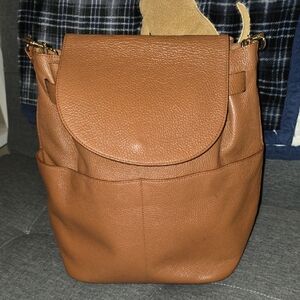 Cuyana 13 IN Backpack In Caramel